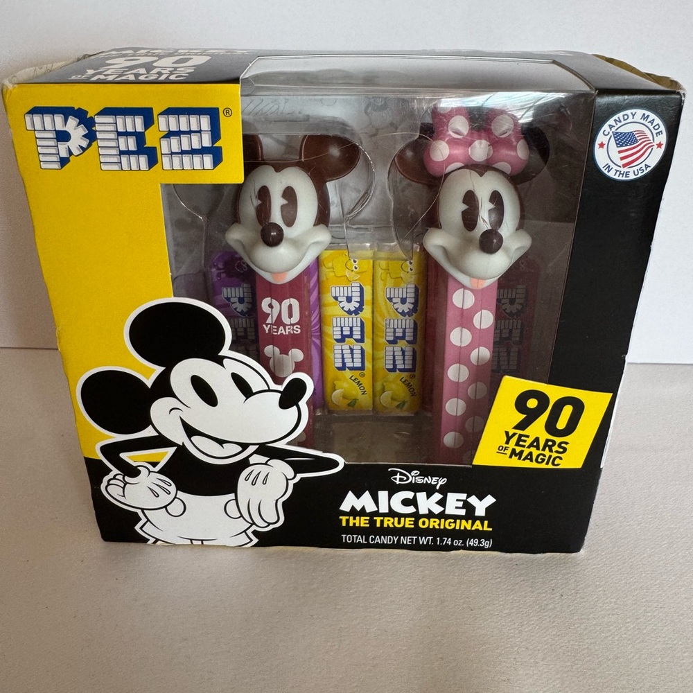 NEW MICKEY MOUSE 90th ANNIVERSARY PEZ
